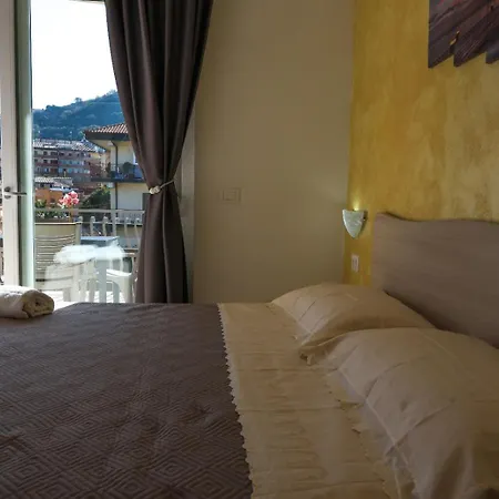 Apartamento Le Colonne 2 *